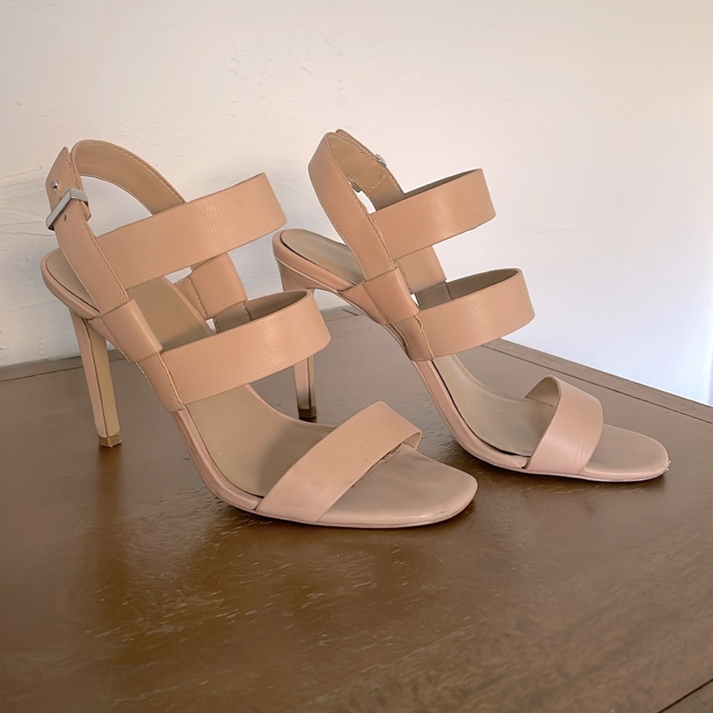 Blush Leather Ann Taylor strappy Heels 8.5